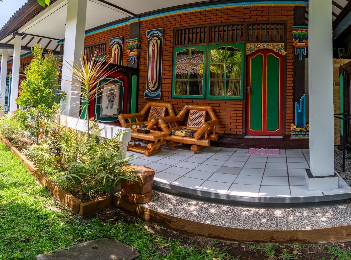 Binaria Museum Hotel Lovina Exterior foto